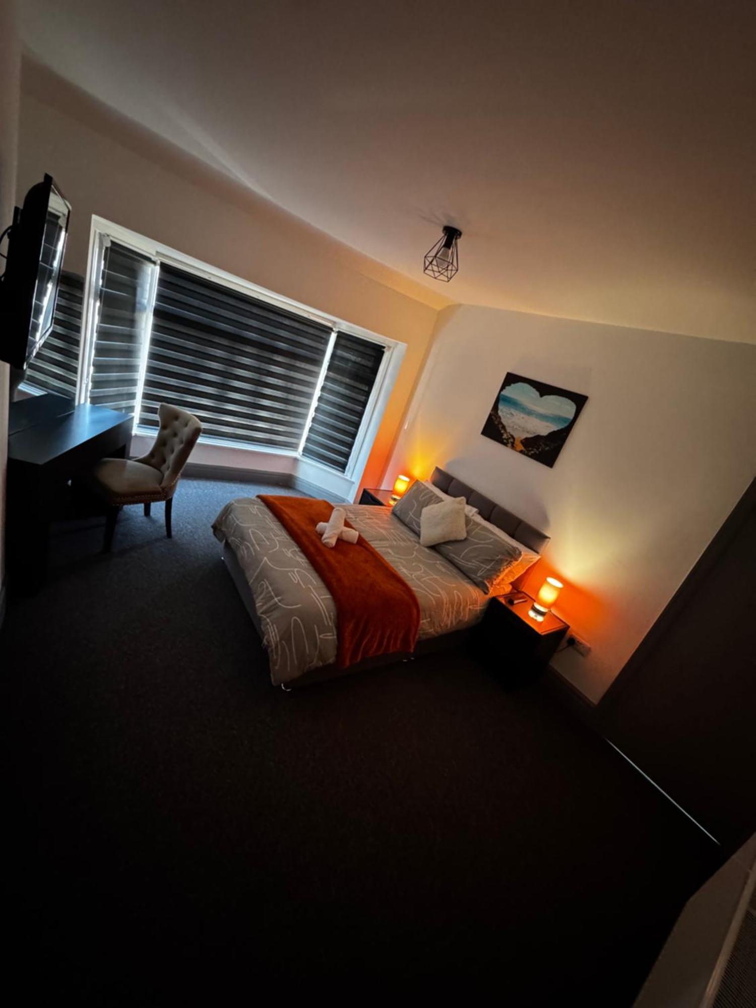 Melville House - Pet Friendly Blackpool Exterior photo